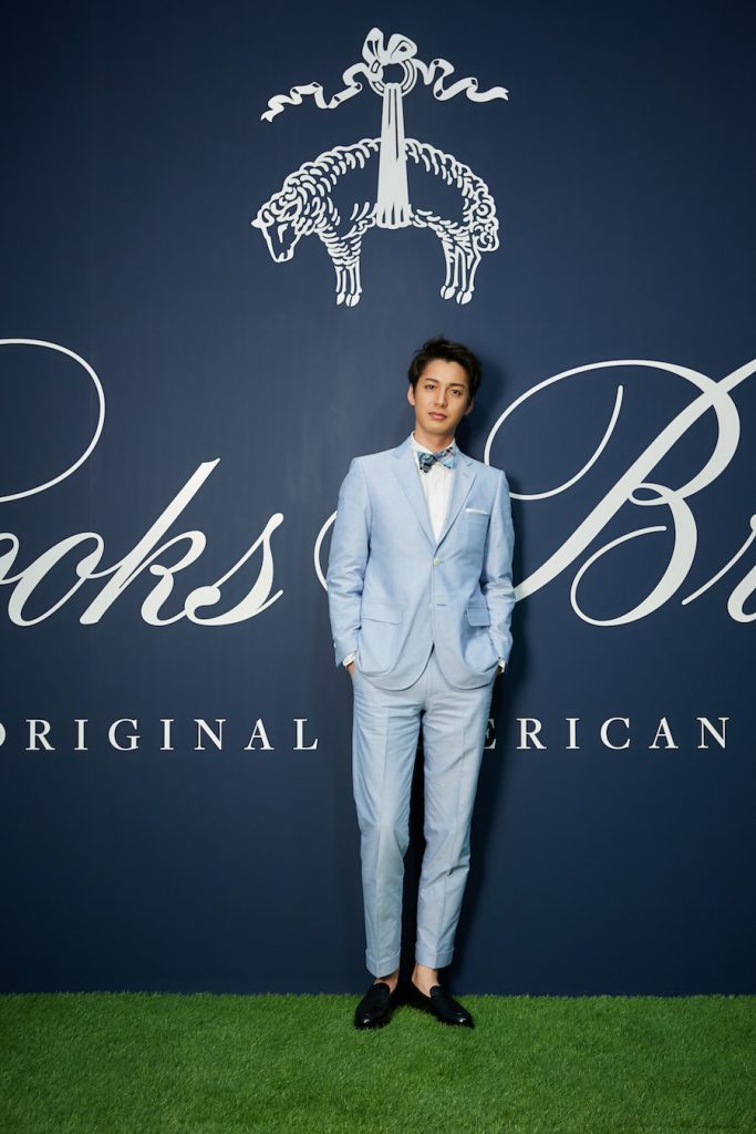 ブルックス ブラザーズ（Brooks Brothers）」日本初のランウェイショーを開催 野球とトラッドをミックス |  アパレルウェブ：アパレル・ファッション業界情報サイト