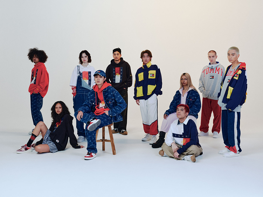 トミー ヒルフィガー」が「マイン」と初のコラボレーションを